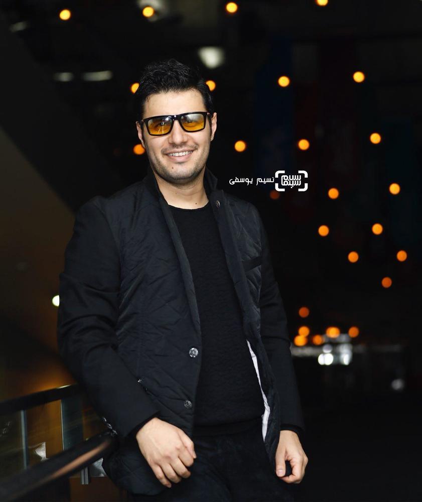 جواد عزتی در اکران فیلم «تنگه ابوقریب» در کاخ جشنواره سی و ششم