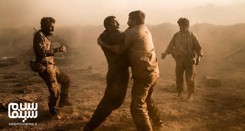 امیر جدیدی و جواد عزتی در فیلم سینمایی «تنگه ابوقریب»