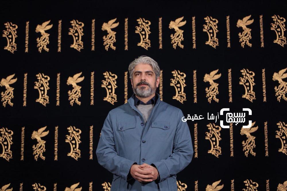 مهدی پاکدل در اکران فیلم «تنگه ابوقریب» در کاخ سی و ششمین جشنواره فیلم فجر