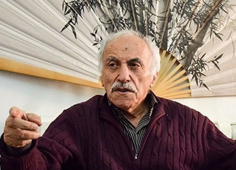 سفر در زمان؛ «عزت‌الله رمضانی‌فر» 32 ساله قبل از انقلاب در کنار «بهمن مفید»