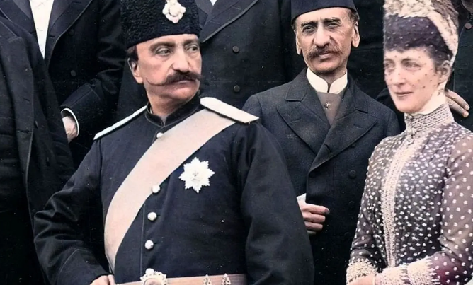 سفر در زمان؛ عکس یادگاری زنان ناصرالدین شاه: «عجب‌ناز، سکینه و نوش‌آفرین»