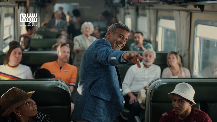 نقد و بررسی فیلم سینمایی «جی کلی» ساخته نوآ بامباک | راه رفتن کبک توسط کلاغ