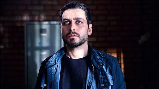 تصویری جدید از بازیگر جوان و خوش‌تیپ سریال آنام