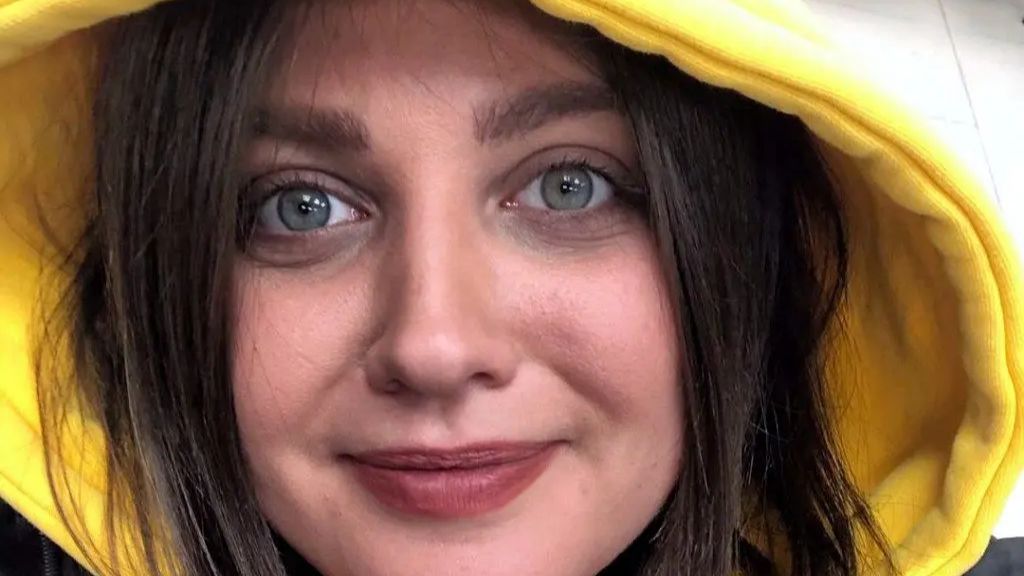 همزاد لعیا زنگنه ستاره سینمای سوریه بعد از اسد | سوزانا آلورز کیست؟ + عکس