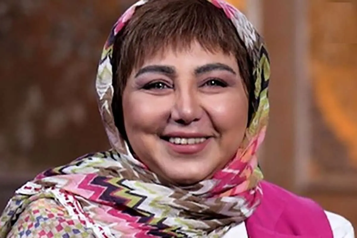 بهنوش بختیاری با یک تیپ یلدایی در ویژه برنامه تلویزیون