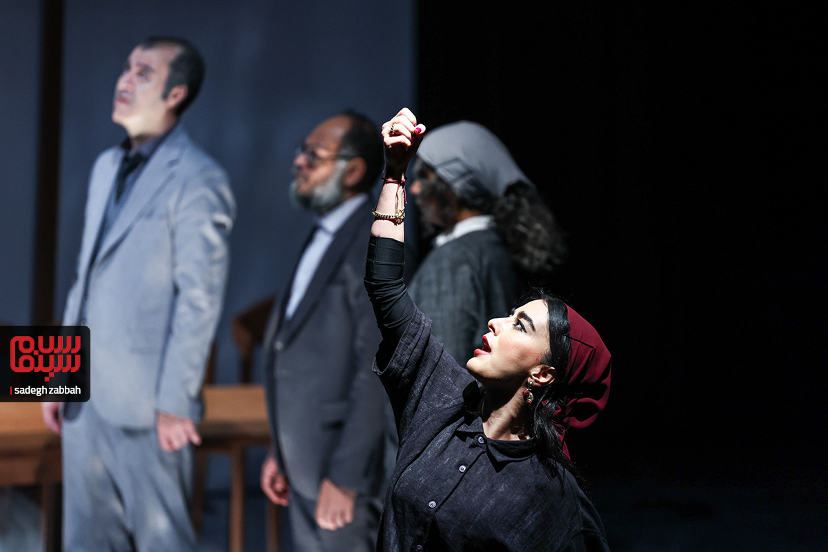 گزارش تصویری تئاتر هیپوکامپوس به کارگردانی میثم عبدی