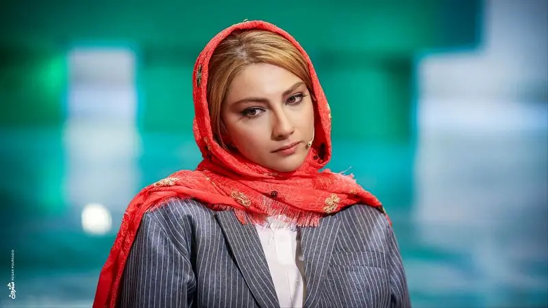 محیا دهقانی