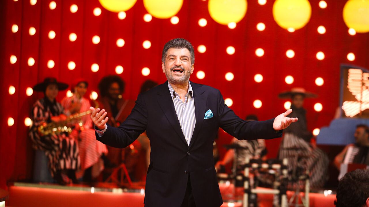 شهریاری از کته پختن تا ماجرای فیلم عروسی برادرش حرف زد