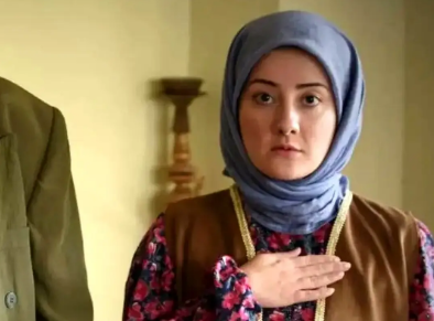 سفر در زمان؛ تیپ و چهره متفاوت «فرانک» دو سال بعد سریال سوجان در 32 سالگی