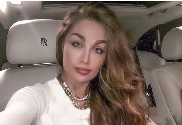 بیوگرافی طلا گلزار+عکسهای خصوصی