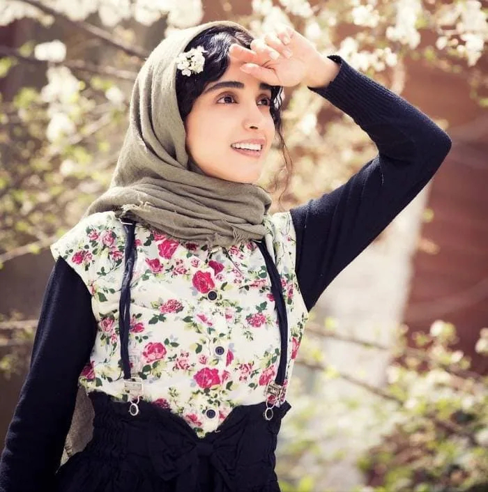 الهه حصاری در بهار