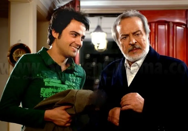 سفر در زمان؛ «ایرج قادری» در 36 سالگی در پشت‌صحنه یکی از فیلم‌هایش؛ سال 50