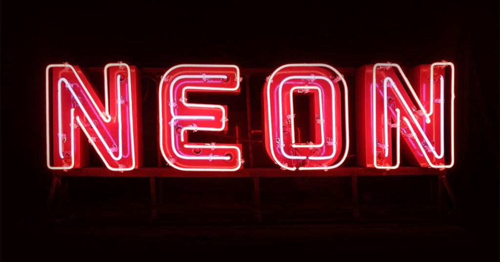 نئون با پنج فیلم غیرانگلیسی از جمله یک تصادف ساده به اسکار میرود؛ آزمون جدید آکادمی برای سینمای جهان