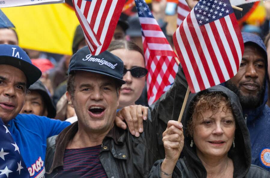 ستاره های هالیوود علیه ترامپ وارد میدان شدند