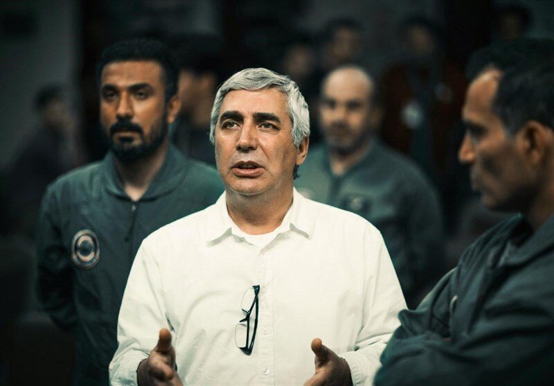 ادای احترام به ابراهیم حاتمیکیا در جشنواره فیلم 100 | ویدیو