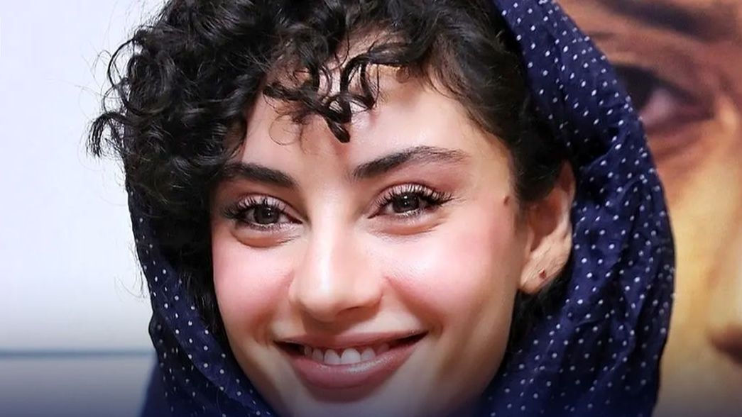 تیپ و استایل دانشگاهی ترلان پروانه بازیگر بامداد خمار