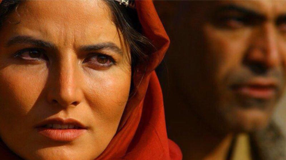 لیلا موسوی در نمایی از فیلم «باز هم سیب داری؟»