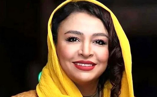 تیپ دهه شصتی مهلقا باقری و ژاله صامتی در کنار عطاران