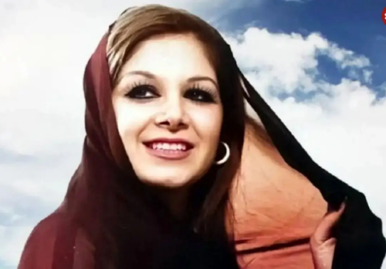 سفر در زمان؛ دیدار «پوری بنایی» با «شورانگیز طباطبایی و پسرش»؛ سال 98