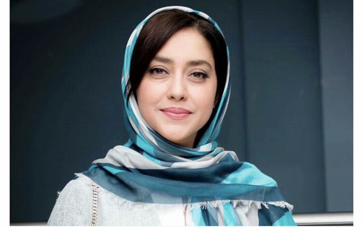 تبریک متفاوت بهاره کیانافشار با آهنگ مارتیک | ویدیو