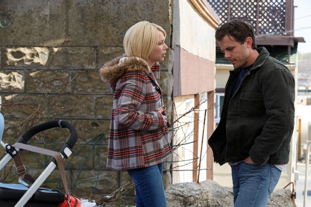 کیسی افلک و میشل ویلیامز در فیلم «منچستر کنار دریا»(Manchester by the Sea)