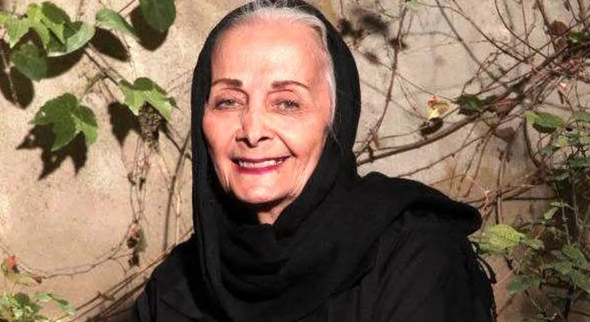 سفر در زمان؛ چهرۀ «کتایون امیرابراهیمی» در 27 سالگی در کنار «بهروز وثوقی»؛ سال 45