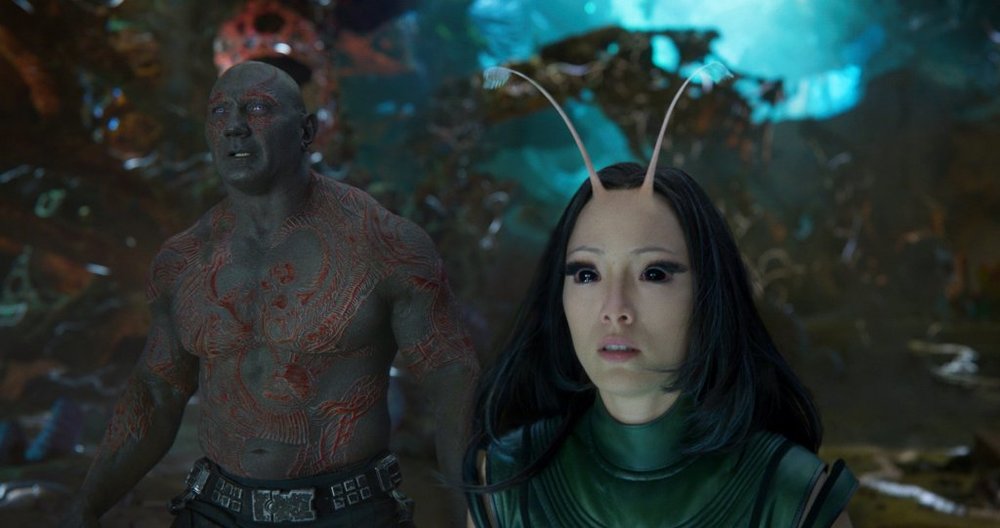 دیوید باتیستا و پام کلیمنتیئف در فیلم «نگهبانان کهکشان2»(guardians of the galaxy 2)