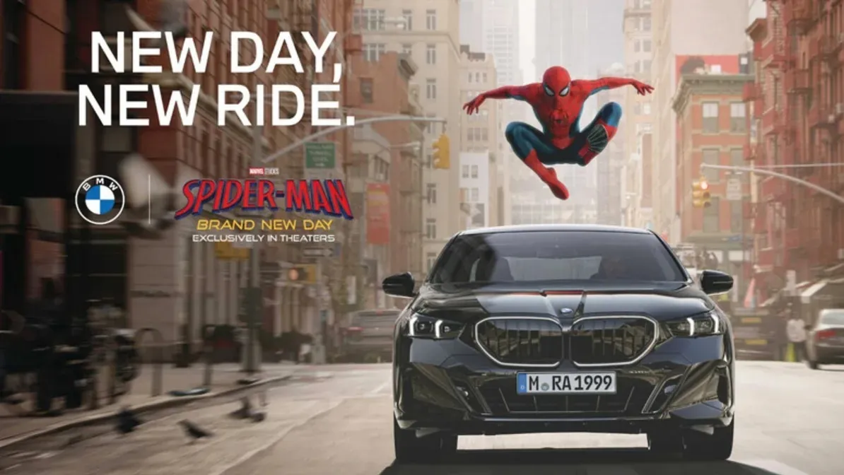 وقتی مرد عنکبوتی سر از سیستم سرگرمی BMW درمی‌آورد؛ اعتراض گسترده مالکان به تبلیغات مزاحم