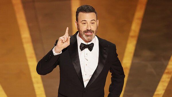 ترامپ باز هم خواستار برکنار شدن مجری منتقد شد