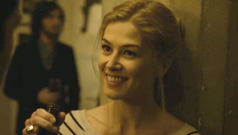 «دختر گمشده»(gone girl) با بازی رزاماند پایک