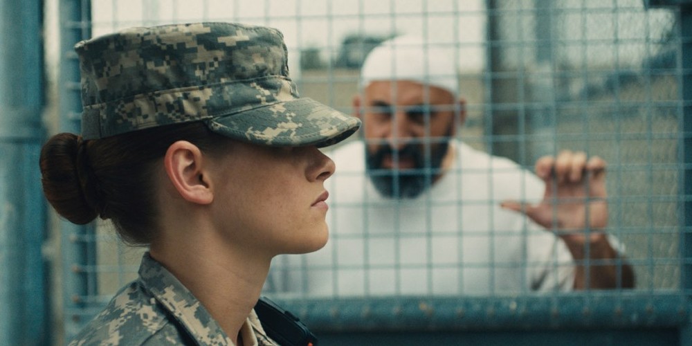 نمایی از فیلم «کمپ ایکس ری»(Camp X-Ray) ساخته پیتر ستلر