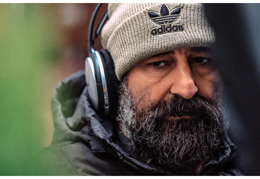 پاسخ مهران احمدی به محمدحسین مهدویان| به ما عزاداران برچسب ترسو بودن نزن! + ویدیو