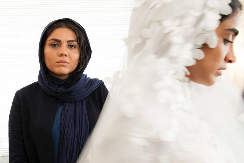 ژست‌های مدلینگی آزاده زارعی در حال خوشگذرانی کنار آبشار نیاگارا + تصاویر