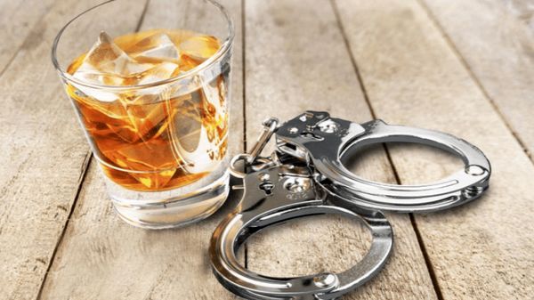 بازیگر مشهوری که در مهمانی خبرساز حالش بد شد