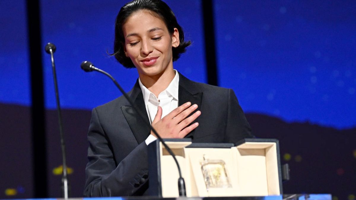 بیوگرافی نادیا ملیتی؛ رقیب سر سخت پریناز ایزدیار