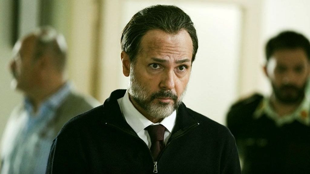 سلفی داغ و تازه خسرویِ سریال «محکوم» با تیپ دانشجویی