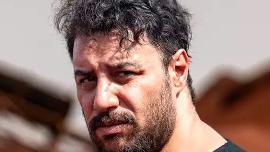 جواد عزتی با چهره‌ای تازه در پشت‌صحنه فصل دوم «وحشی»