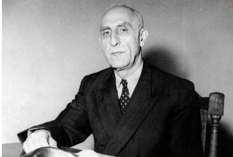 سفر در زمان؛ «محمد مصدق» در کنار آیت الله کاشانی
