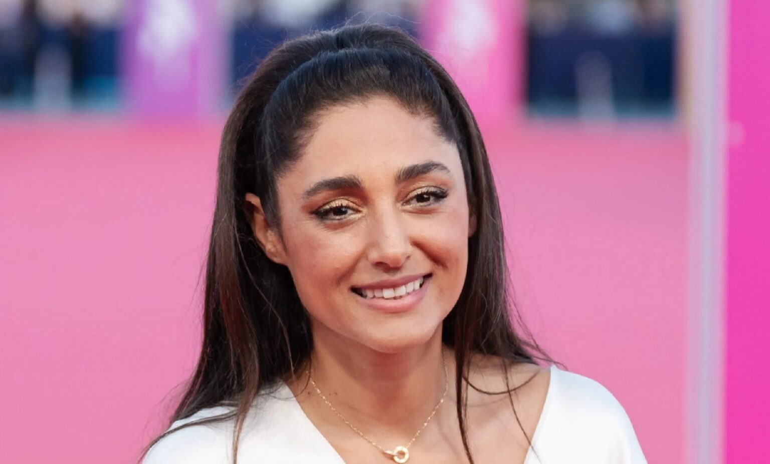 گلشیفته فراهانی و علی نصیریان در فرش قرمز فیلم «آه، چه روزهای خوشی بود» + عکس ها