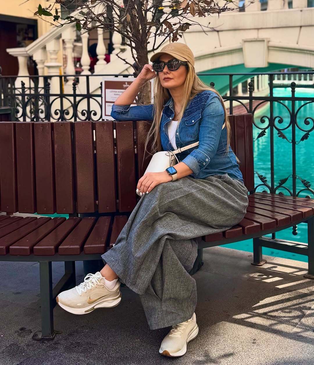 بیتا سحرخیز، بازیگر شناخته‌شدۀ سینما و تلویزیون