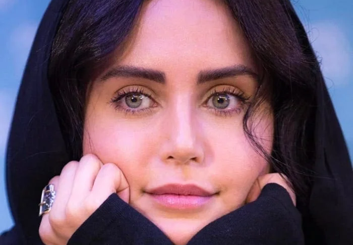 الناز شاکردوست و تصویری از گوزن‌های اتوبان + فیلم