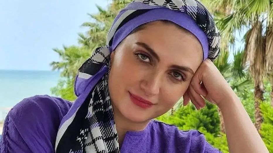 عکس دیده نشده از الناز ملک؛ بازیگر زخم کاری را در آرایشگاه زنانه ببینید