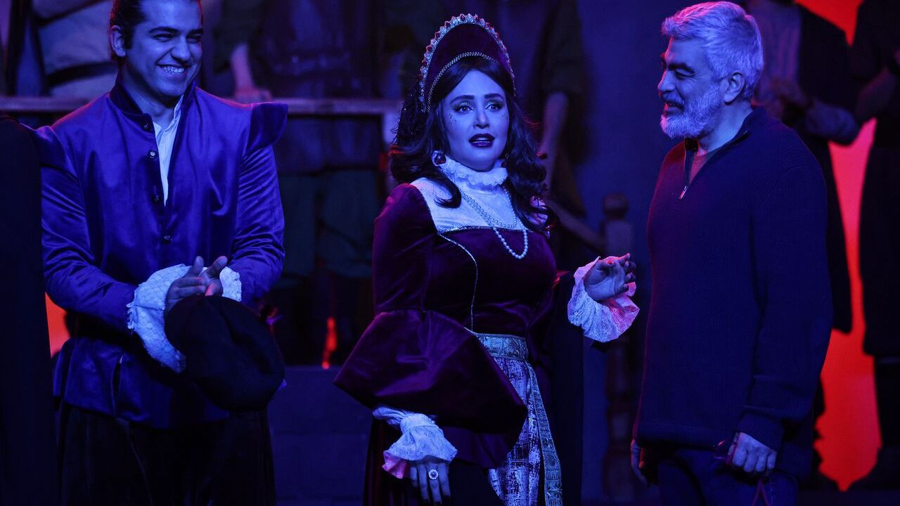 کارگردان کج پیله ویدیوهای جنجالی منتشرشده را کار هوش مصنوعی دانست