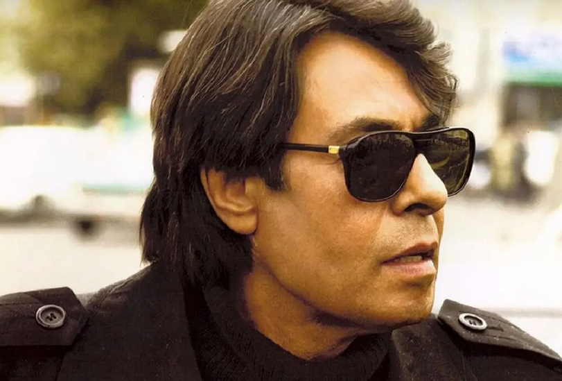 سفر در زمان؛ «خسرو شکیبایی» در پشت صحنه سریال آواز مه؛ سال 80