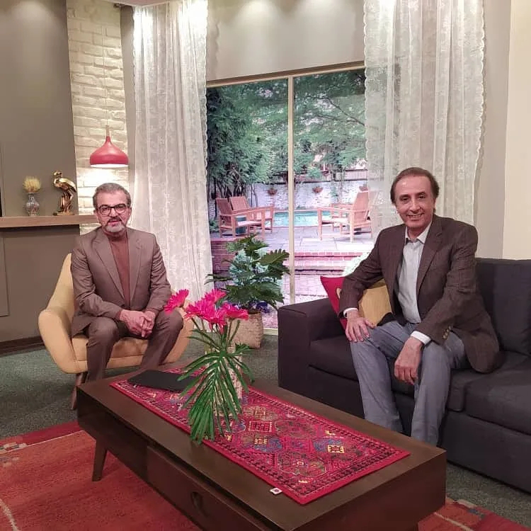 محمدرضا حیاتی در کنار هرمز شجاعیمهر