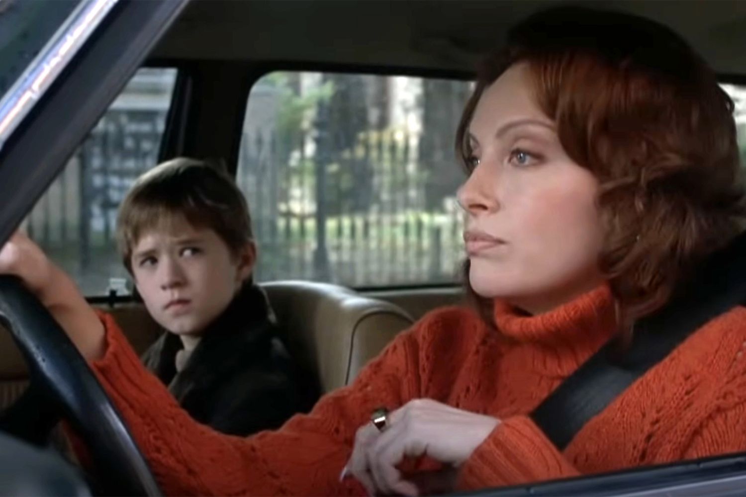 تونی کولت: هنگام فیلم‌برداری حس ششم نمی‌دانستم در یک فیلم ترسناک بازی می‌کنم!