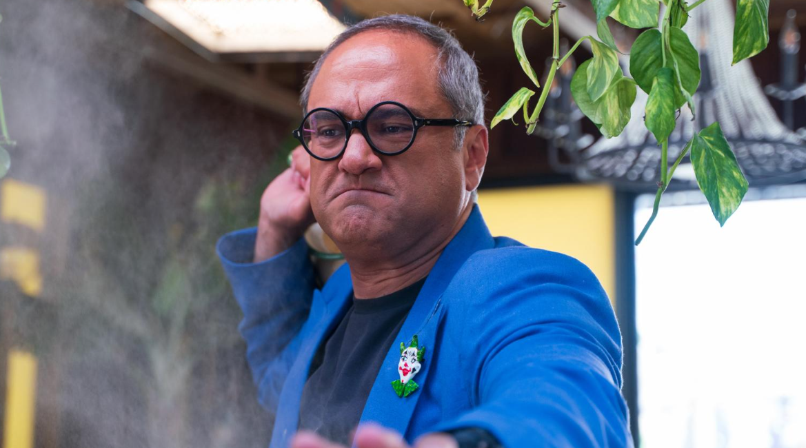 رامبد جوان: حمایت ویژهای از «سینا» نبود؛ سوءتفاهمها حاصل برداشت مخاطب است