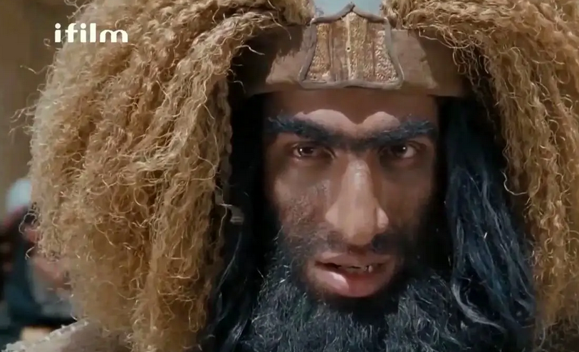 سفر در زمان؛ «غول زبیری» سریال مختار روی ویلچر در پکن در 28 سالگی؛ سال 92