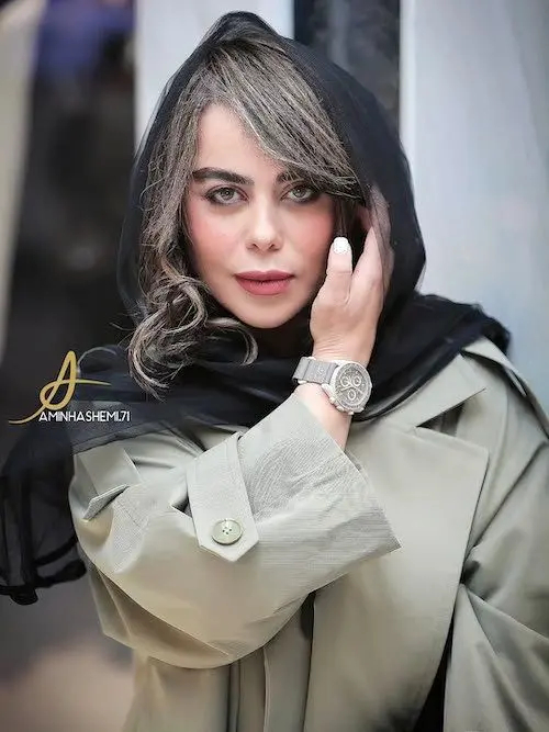 کیف بقچه‌ای الهام اخوان