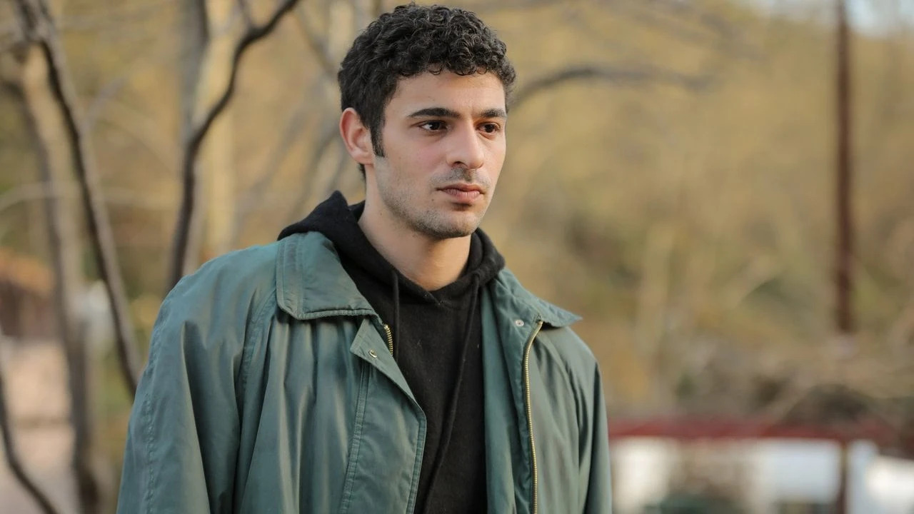 خالد اوزگور ساری